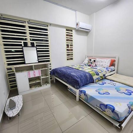 Cozy Familee Homestay Simpang Ampat  Exterior photo